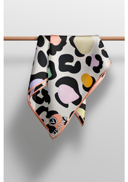 Leopar Desenli Ipek Fular fırsatları