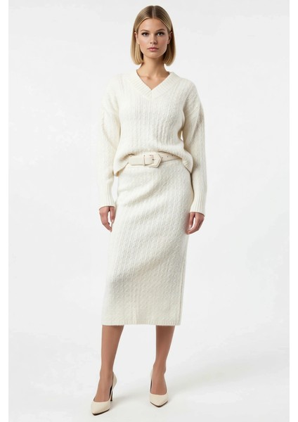 Kadın Alt Üst Oversize Saç Örgü Desenli Triko Kazak ve Midi Etek Ikili Takım Kış Sezonu Rahatlığı fırsatları