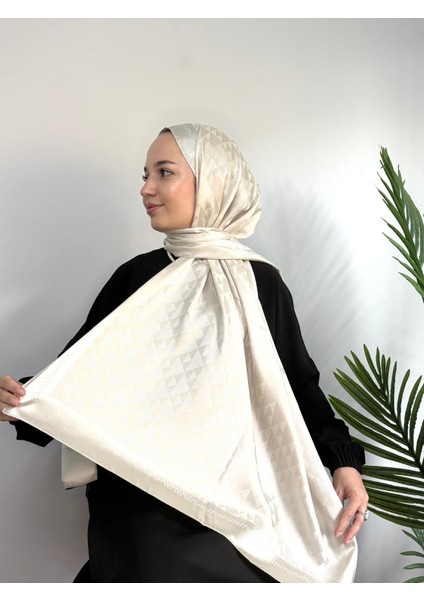 Üçgen Desen Parlak Jakar Şal Krem fiyatları