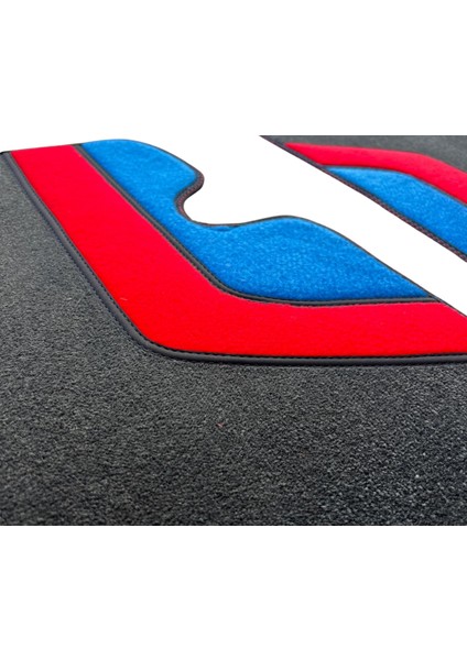 Oto Halı Paspas Seti Bmw 1 Serisi Modelleri Uyumlu Sline Sport Kaymaz & Şık Tasarım modelleri