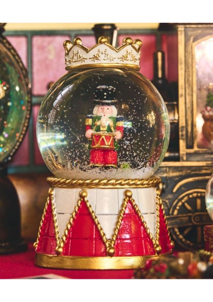 Parıldayan Beyaz Taçlı Sevimli Kar Küresi Fındıkkıran Yılbaşı Kar Küresi 8 cm 1751