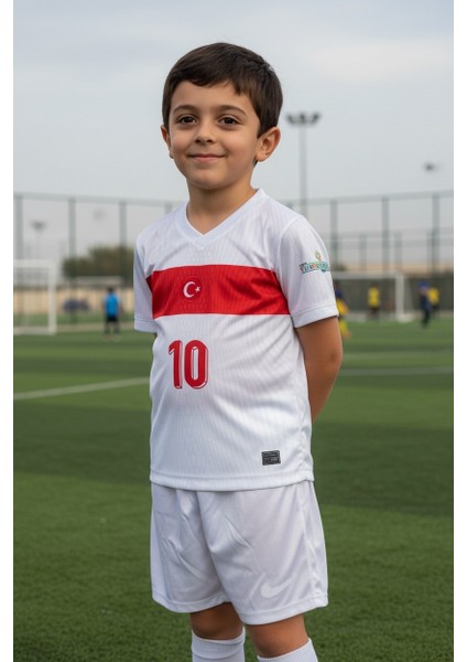 10 Numara Arda Güler Beyaz Çoraplı Milli Takım Çocuk Spor Alt Üst Takım T-Shirt fiyatları