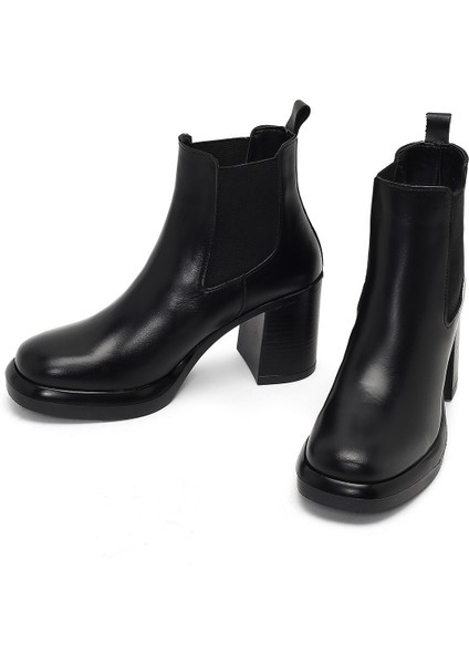 Kadın Siyah Kalın Topuklu Deri Chelsea Bot 25WFD188318 modelleri