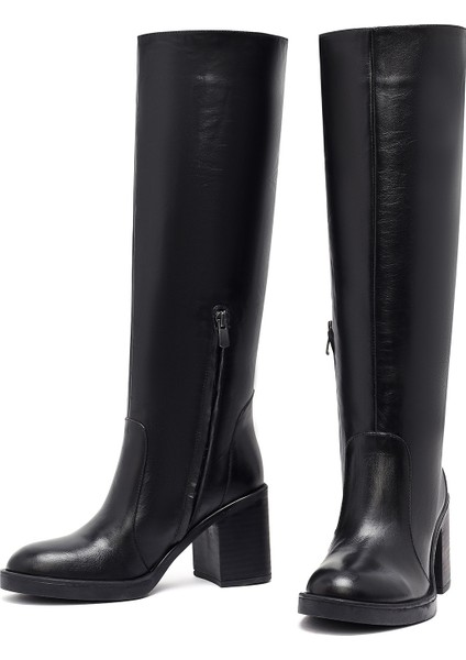 Kadın Siyah Fermuarlı Kalın Topuklu Deri Çizme 25WFD203118 modelleri