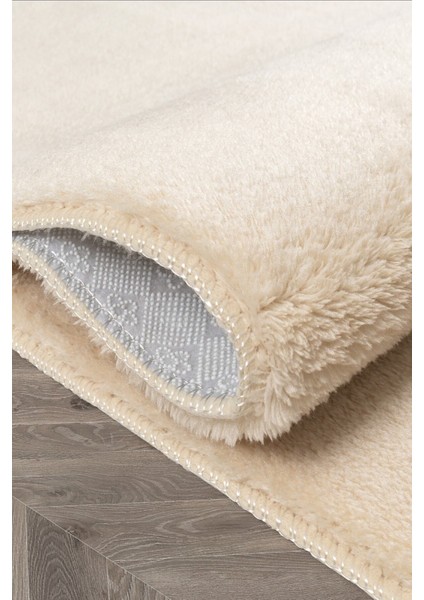 Comfort Düz Saçaklı Peluş Halı Bej indirimleri