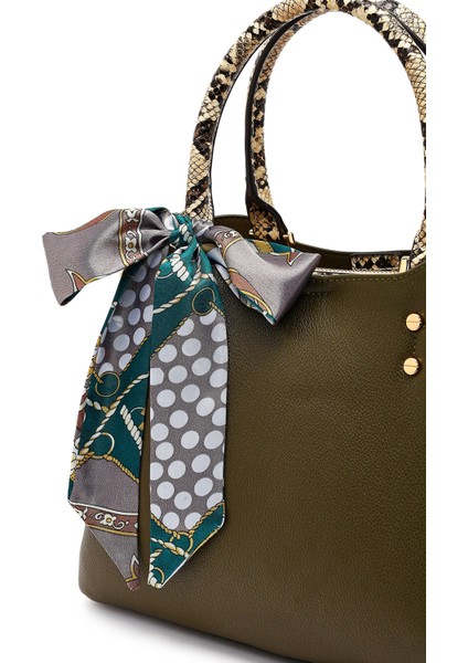 Kadın Yeşil Uzun Askılı Aksesuarlı Kol Çantası 25ABD251614