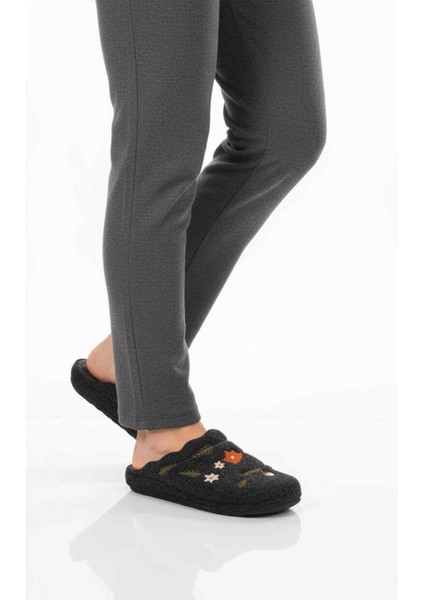 Siyah Keçe Anatomik Kadın Ev Terliği K-9561 Z