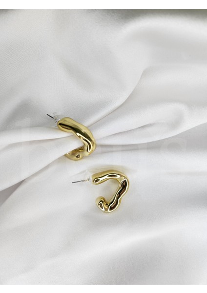 - C Şeklinde Çelik Halka Küpe fırsatları