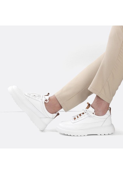 Erkek Beyaz Bağcıklı Kalın Tabanlı Deri Sneaker fiyatları