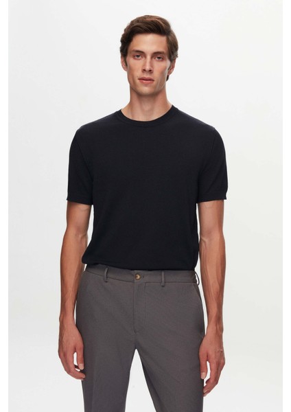 Slim Fit Lacivert Düz Örgü T-Shirt