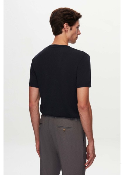 Slim Fit Lacivert Düz Örgü T-Shirt fırsatları