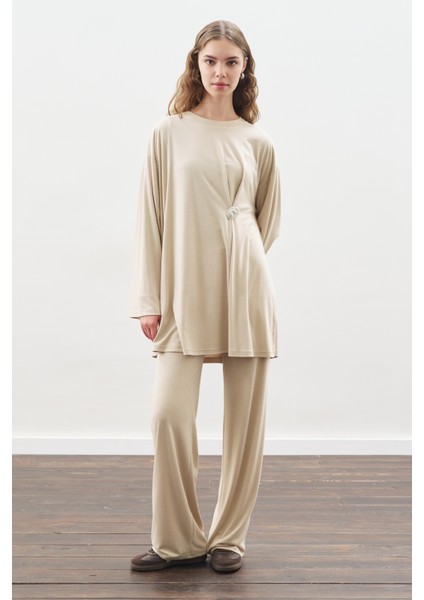 Düğüm Tasarımlı Pantolonlu Takım Taş