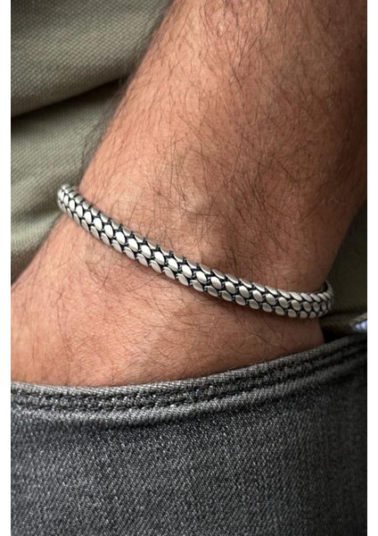 925 Ayar Gümüş Italyan Model Siyah Zirkon Taşlı Gümüş Renk Erkek Bileklik FRJ12689-3689-A fırsatları