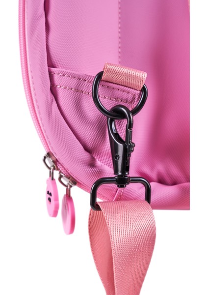 LED Big Eyes Akıllı Çocuk Sırt Çantası – Sert Kasa, USB Şarj Girişli indirimleri