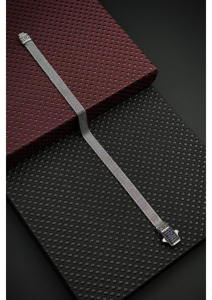 925 Ayar Gümüş Lacivert Zirkon Taşlı Italyan Model Gümüş Renk Erkek Bileklik FRJ12680-3680-A fiyatları