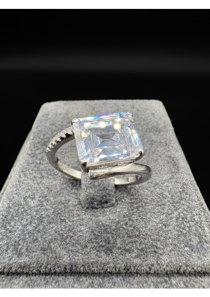 Gümüş Baget Taşlı Yüzük indirimleri