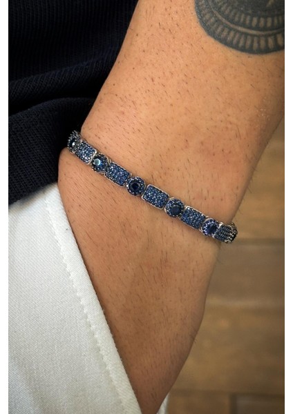 925 Ayar Gümüş Italyan Model Zirkon Taşlı Lacivert Renk Erkek Bileklik FRJ12318-3318-L indirimleri