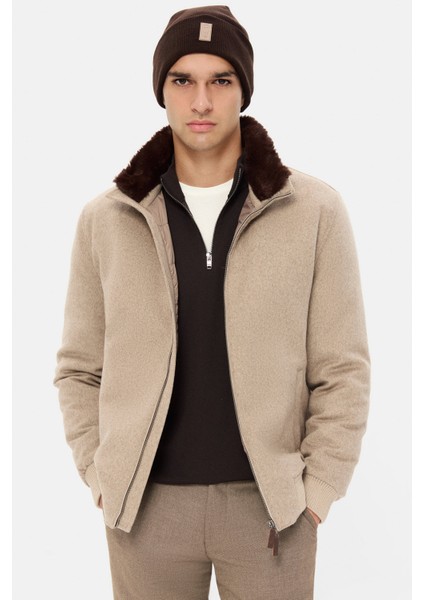 Ds Damat Regular Fit Bej Düz Yakası Çıkartılabilir Kürklü Mont fırsatları