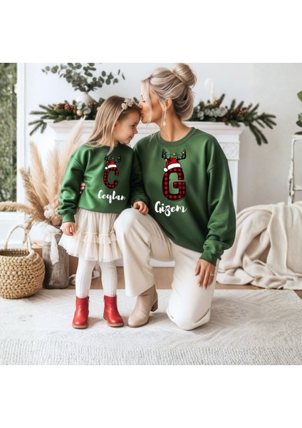 Kişiye Özel Yılbaşı Sweatshirt, Isimli Baş Harfli Aile Kombini Sweatshirt, Arkadaş Grubu Hediyesi modelleri