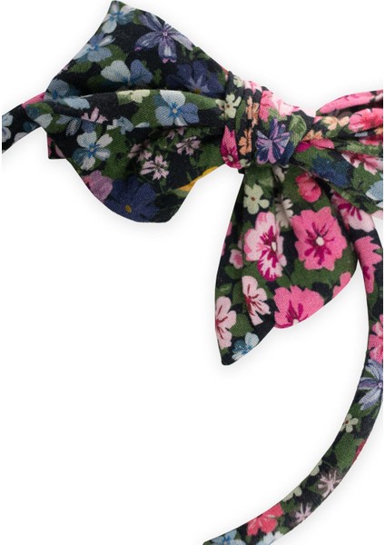 Büyük Fiyoklu Taçlı Siyah Çiçekli fiyatları