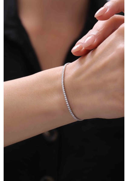 Sıralı Taşlı Gümüş Kadın Bileklik