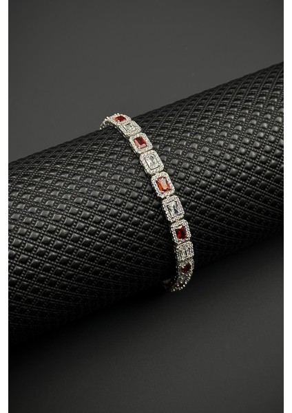 925 Ayar Gümüş Kırmızı-Beyaz Baget Zirkon Taşlı Gümüş Renk Erkek Bileklik FRJ12644-3644-KA fiyatları