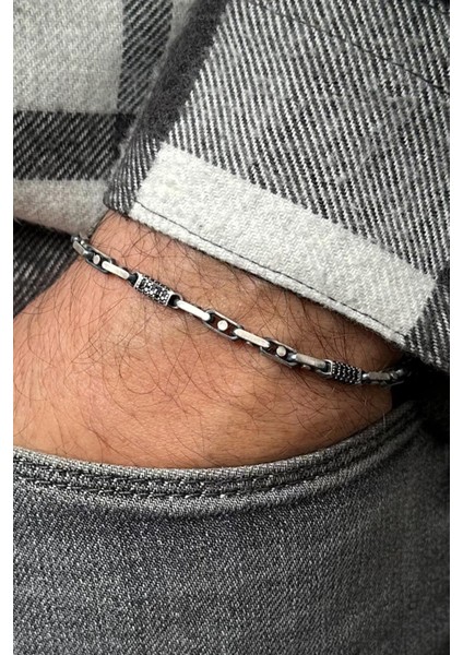 925 Ayar Gümüş Siyah Zirkon Taşlı Gümüş Renk Erkek Bileklik FRJ12671-3671-A fiyatları