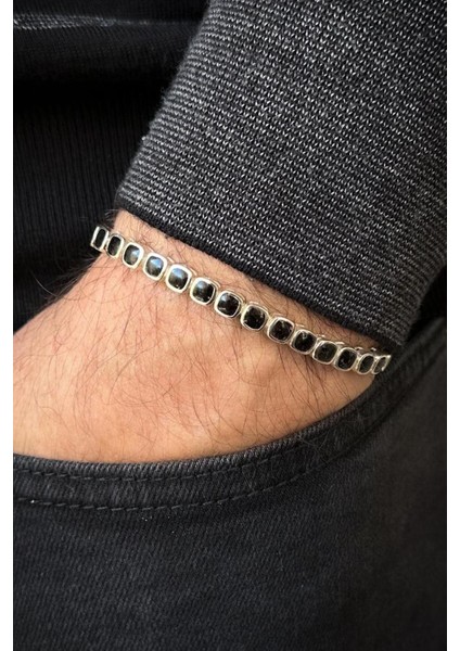 925 Ayar Gümüş Siyah Doğal Taşlı Gümüş Renk Erkek Bileklik FRJ12678-3678-S modelleri