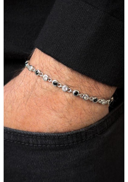 925 Ayar Gümüş Siyah-Beyaz Zirkon Taşlı Gümüş Renk Erkek Bileklik FRJ12720-3720-SB fiyatları