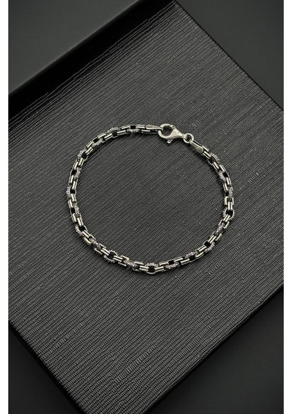 925 Ayar Gümüş Italyan Model Gümüş Renk Erkek Bileklik FRJ12602-3602-A