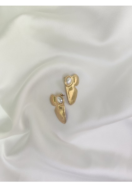 - Kanat Motifli Çelik Küpe modelleri