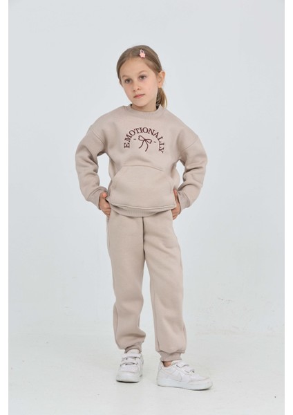 Kız Çocuk Fiyonk Nakışlı Eşofman Takım fırsatları