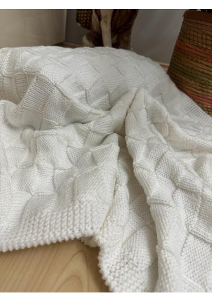 El Örgüsü Kare Desenli Astarlı Unisex Kalın Bebek Triko Battaniye 85*95 cm Tek Ebat Beyaz fiyatları