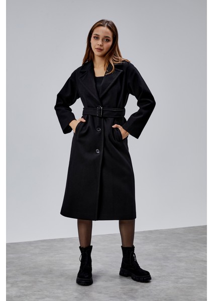 Siyah Premium Oversize Kemerli Kaşe Kaban modelleri