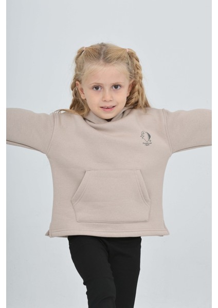Kız Çocuk Kalp Baskılı Sweatshırt indirimleri