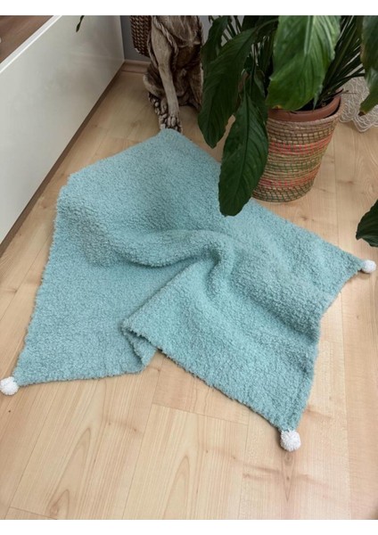 El Örgüsü Ponpon Detaylı Kalın Peluş Unisex Bebek Triko Battaniye 85*95 cm Mint