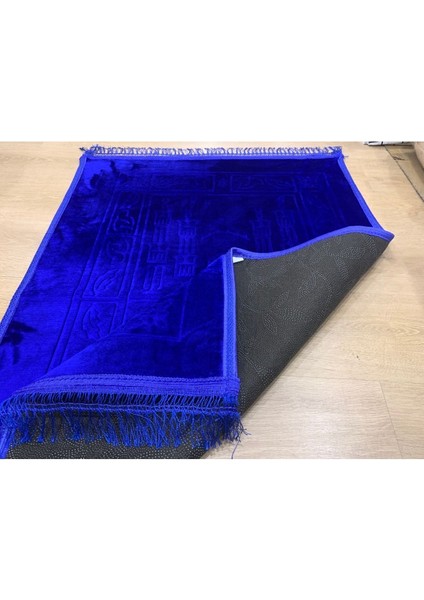 Lüks Kalın Yumuşak Peluş Kaymaz Taban Özellikli Seccade modelleri