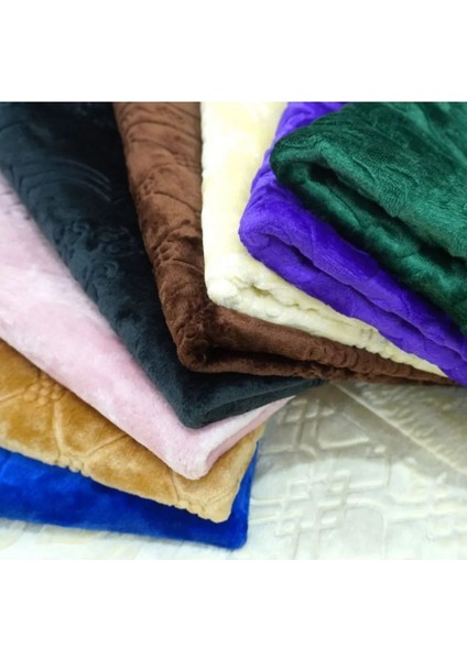 Lüks Kalın Yumuşak Peluş Kaymaz Taban Özellikli Seccade fırsatları