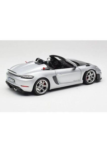 1:18 Norev 2023 Porsche 718 Gt Spyder Rs Weissach Pack fiyatları