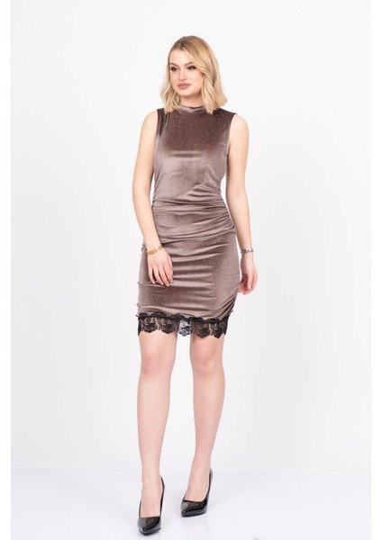 Velvet Lace Elegance – Premium Kadife Güpür Taşlı Dress 50344