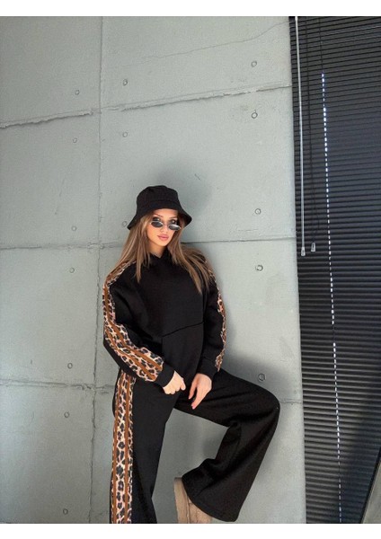 Leopar Detaylı Oversize Eşofman Takımı