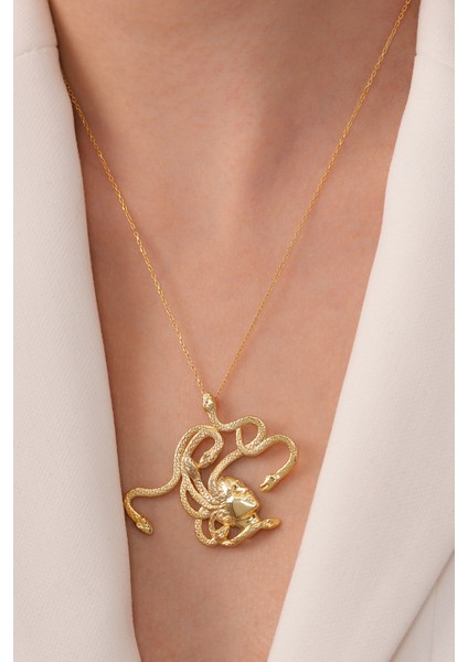 925 Ayar Gümüş – 18K Altın Kaplama El Yapımı Medusa Kolye | Mitolojik Sembol