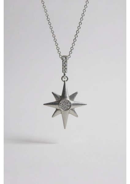 Işıklı Kutuda 925 Ayar Gümüş Kuzey Yıldızı Kolye Kadın modelleri