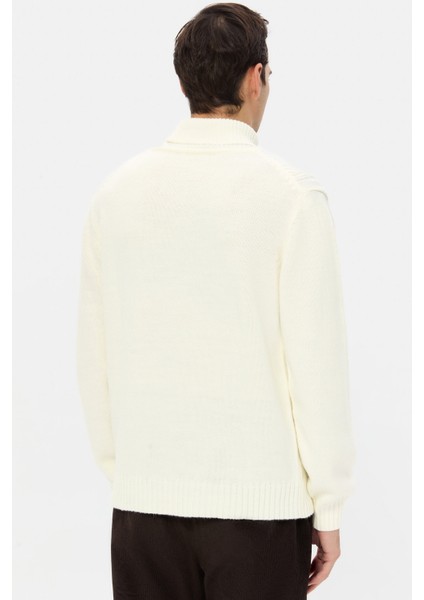 Ds Damat Regular Fit Ekru Kazak modelleri