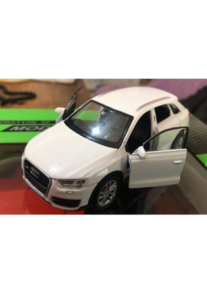 Oyuncak Model Metal Araba 1/36 Çek Bırak Beyaz Audi Q3 Jeep