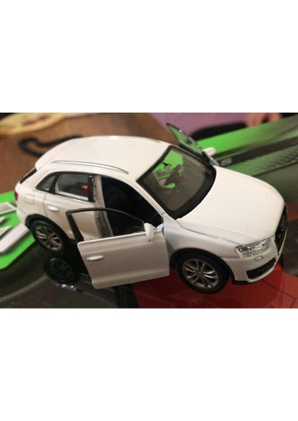 Oyuncak Model Metal Araba 1/36 Çek Bırak Beyaz Audi Q3 Jeep indirimleri