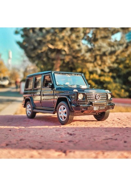 Mercedes G Class 1/36 Ölçek Çek Bırak Model Araba(Siyah)