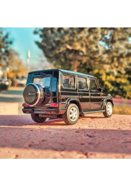 Mercedes G Class 1/36 Ölçek Çek Bırak Model Araba(Siyah)
