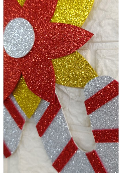 Şeker Kamışı ve Çiçek Desenli Simli Eva Yılbaşı Kapı Süsü modelleri