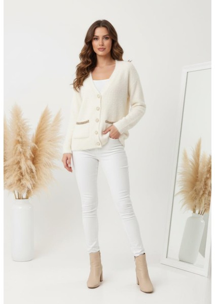 Kadın Zigzag Biye Cepli Gold Detay Düğmeli Peluş Ceket Hırka